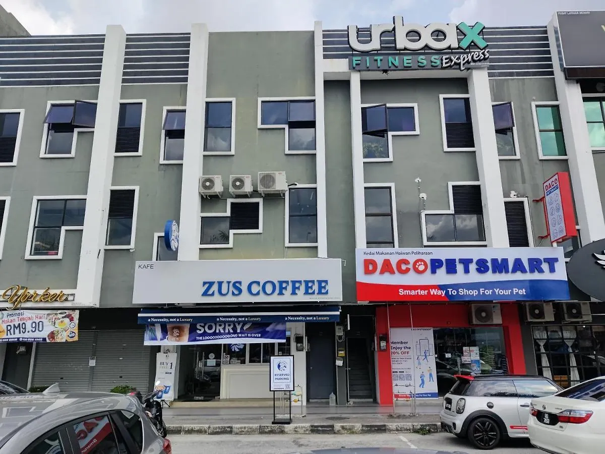 Poolview Waterpark 300Mbps Ipoh Homestay Manhattan Condo 4-7Pax 3Bedroom Station 18 Pengkalan 0*,
